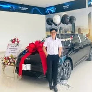 Kia Ninh Thuận - Hoạt động giới thiệu xe và tư vấn trực tiếp.